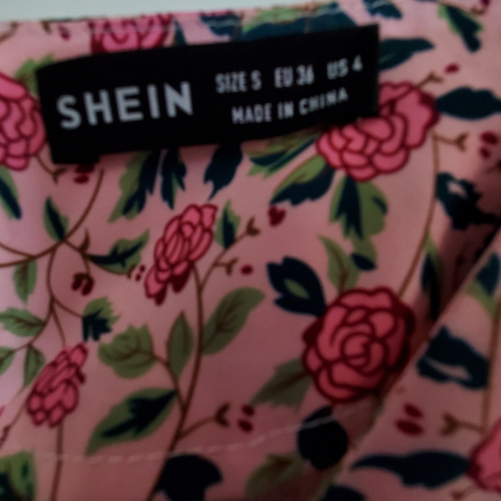 Dress - Picture 4 of 4